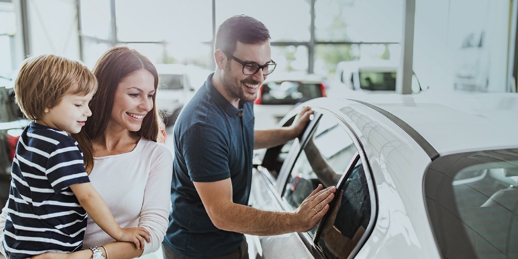consumer data on family buying a new car