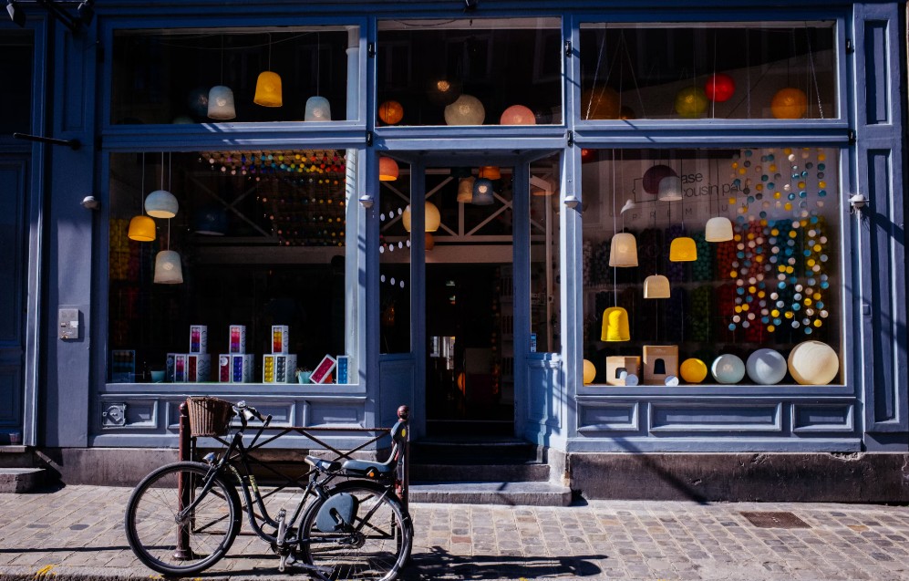 location based marketing for foot traffic on store